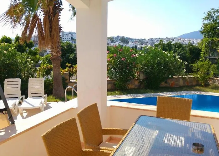 Center Sea View فيلة بودروم
