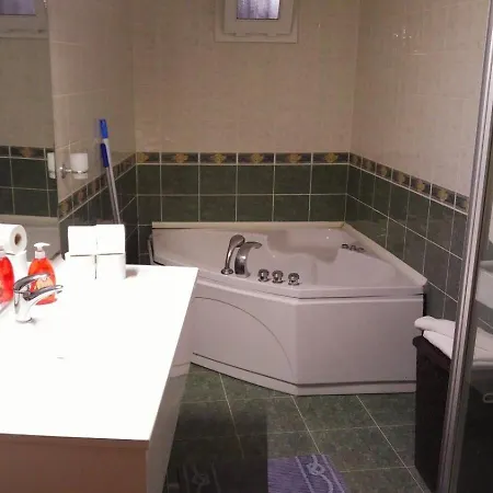 Center Sea View Вилла